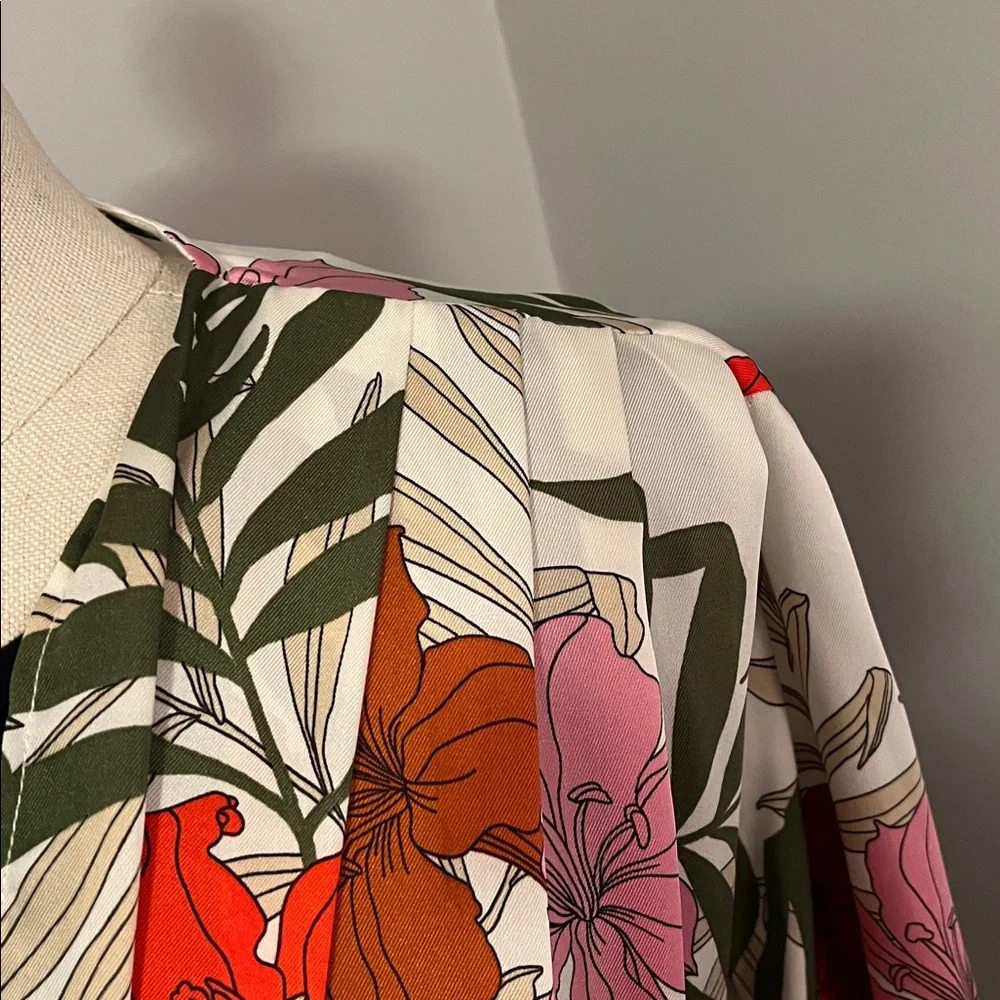 Floral Women's Robe - Picture 2 of 6